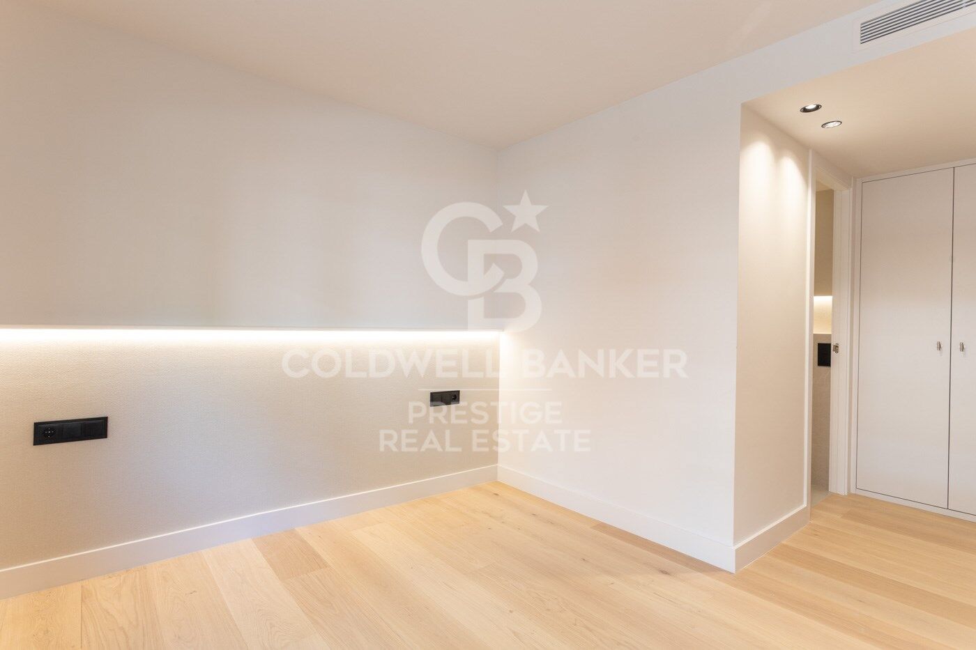 Luxury Renovated Apartment in Tres Torres