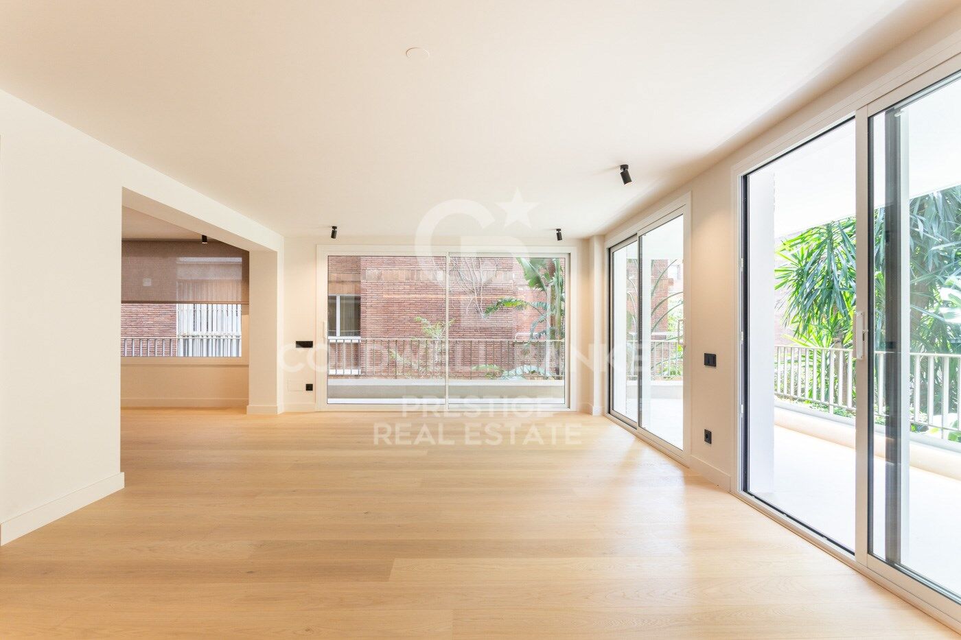 Appartement de Luxe Rénové à Tres Torres