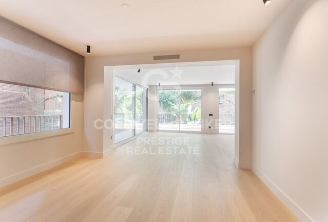 Luxury Renovated Apartment in Tres Torres