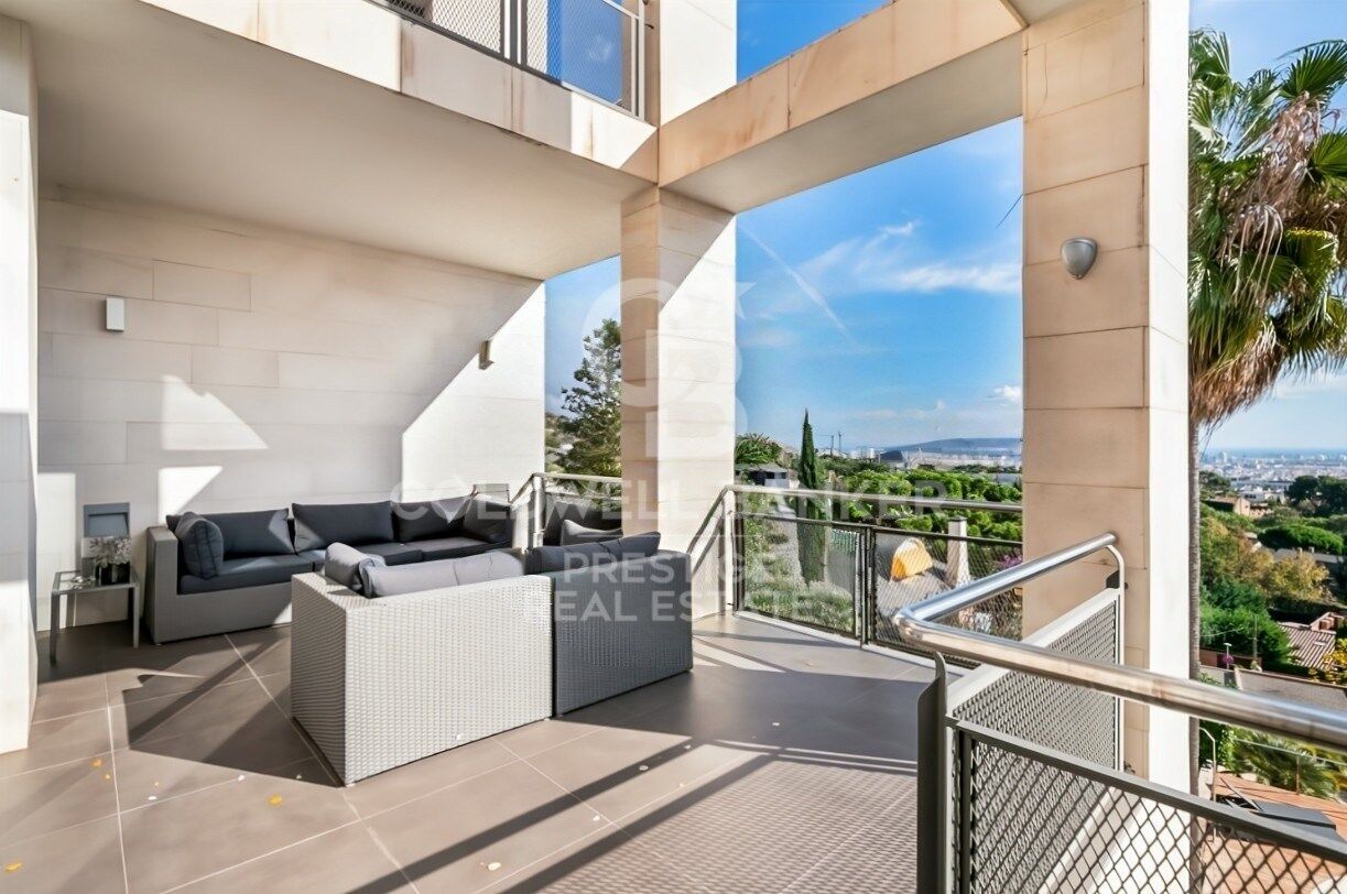 Maison Individuelle à Ciudad Diagonal avec Vue Imprenable et Emplacement de Choix.