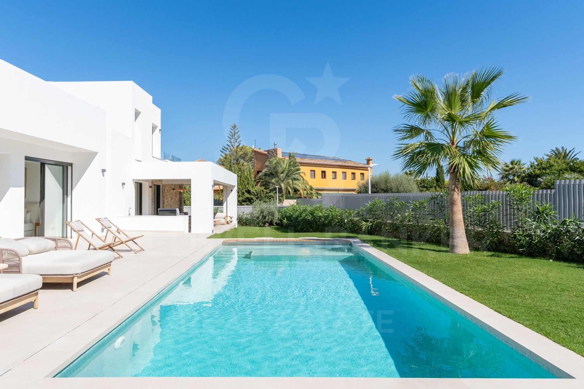 En venta maravillosa villa Kismet en Jávea de nueva construcción con vista al mar