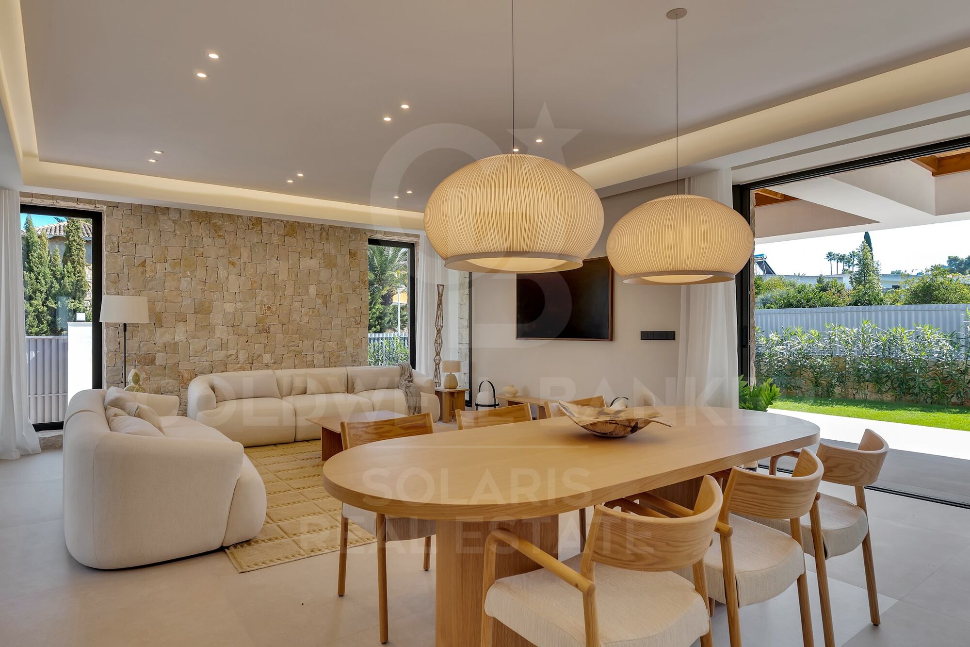 En venta maravillosa villa Kismet en Jávea de nueva construcción con vista al mar