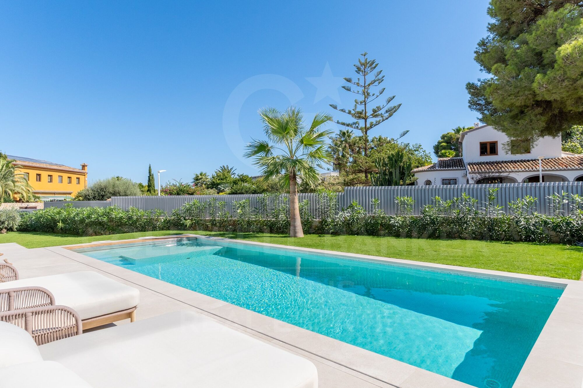 En venta maravillosa villa Kismet en Jávea de nueva construcción con vista al mar