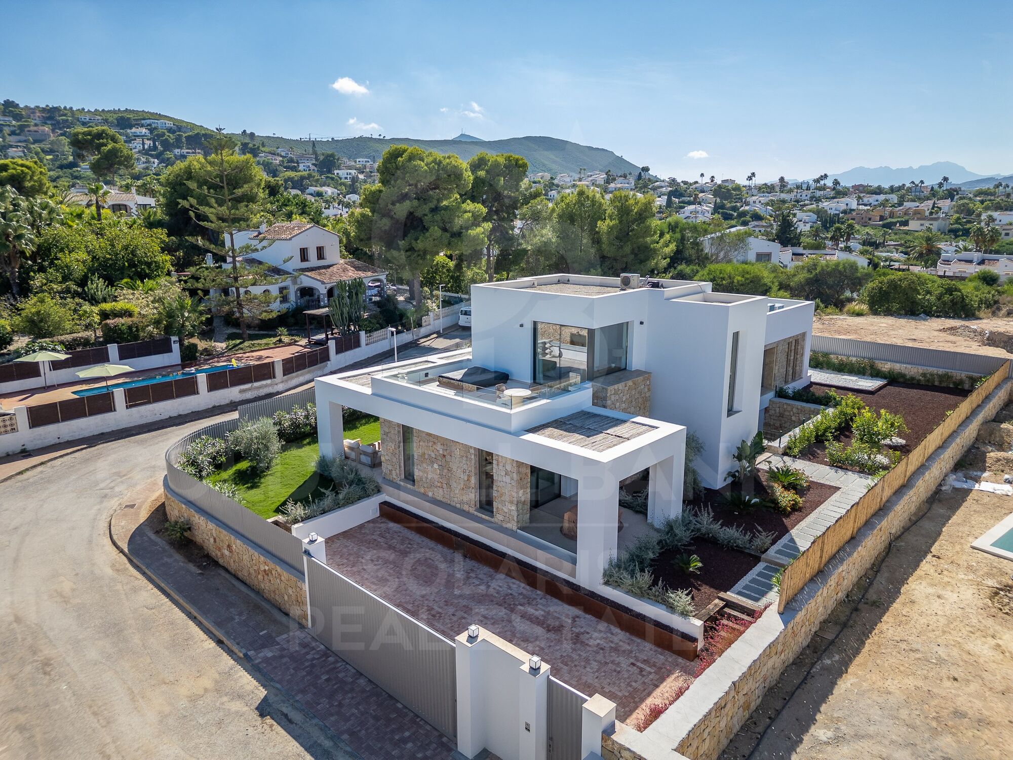 En venta maravillosa villa Kismet en Jávea de nueva construcción con vista al mar