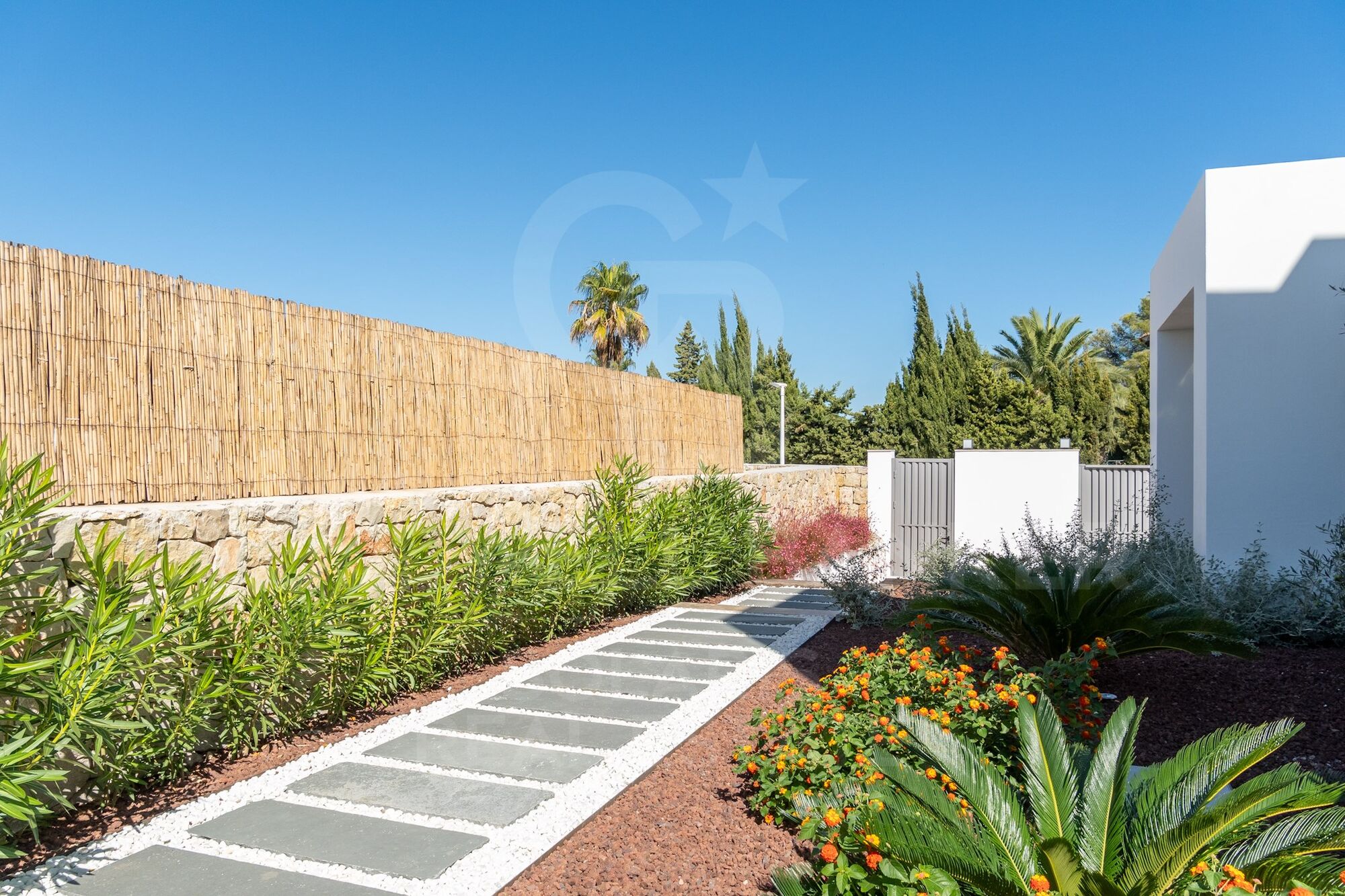 En venta maravillosa villa Kismet en Jávea de nueva construcción con vista al mar