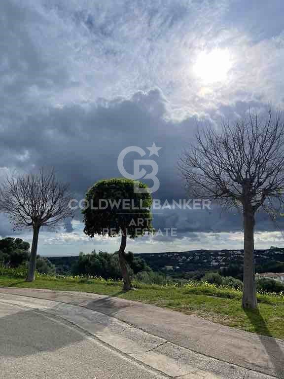 Terrain à bâtir à Sotograndre