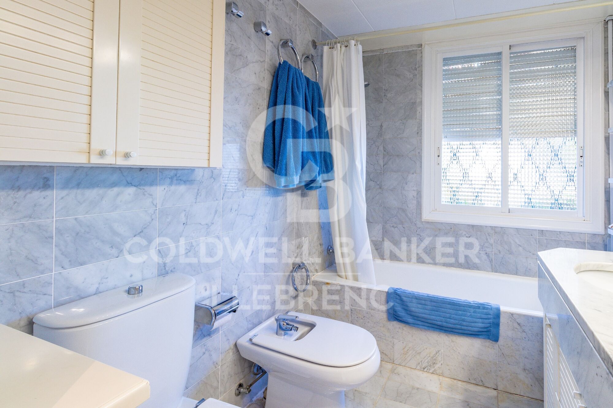 Beautiful house with a large plot for sale on the road from Vallvidrera to Molins de Rei