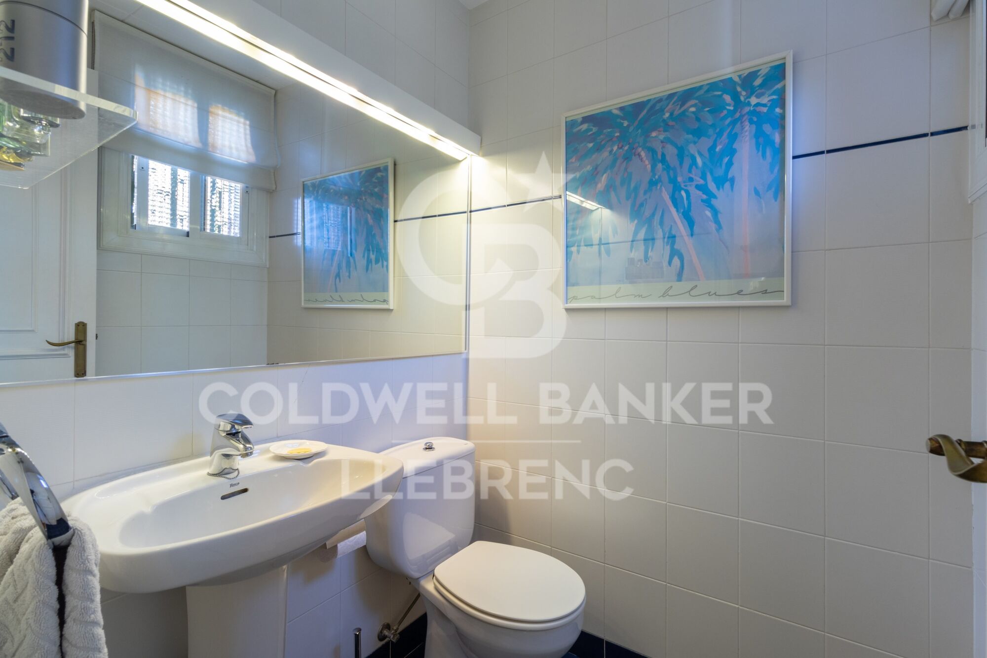 Beautiful house with a large plot for sale on the road from Vallvidrera to Molins de Rei