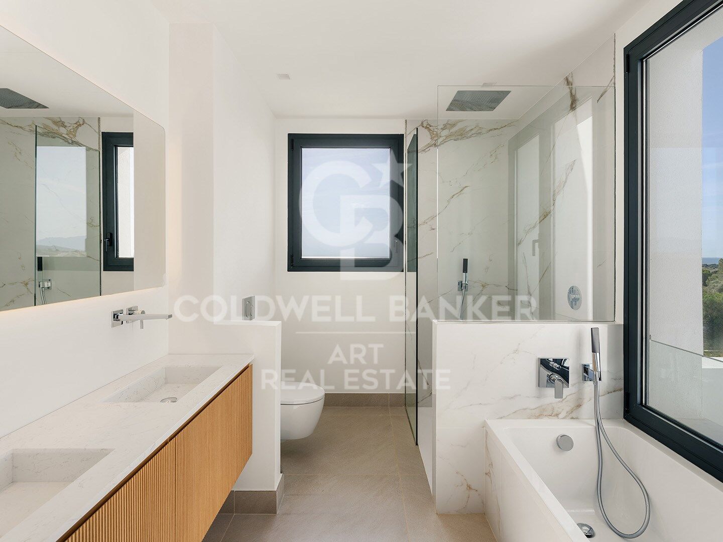 Luxurious villas in Estepona Golf