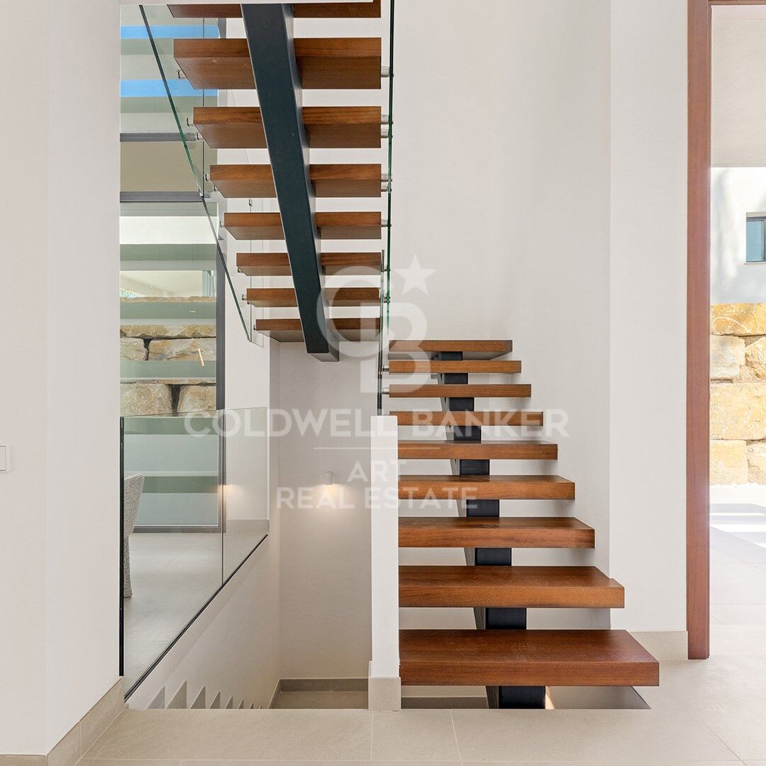 Luxurious villas in Estepona Golf
