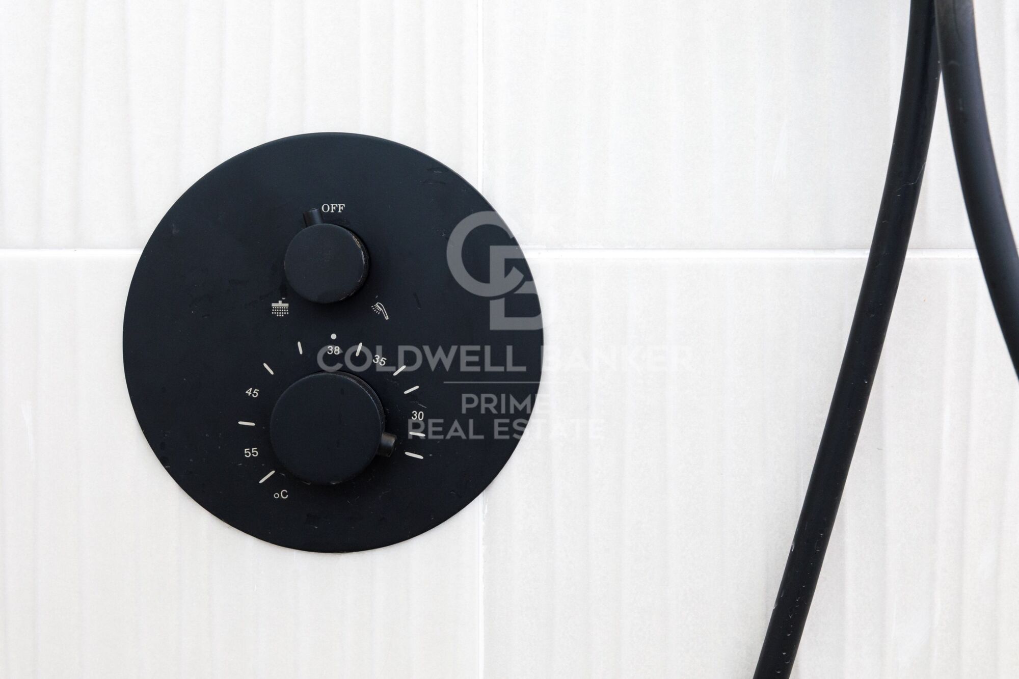 Exquisita casa unifamiliar en venta de alto lujo y comodidad en Residencial Begur