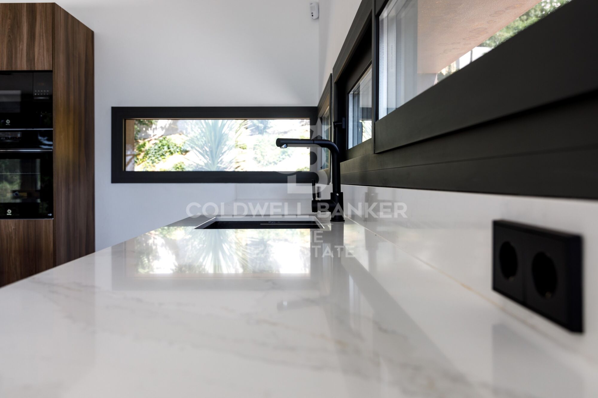 Exquisite Luxury and Comfort in a Single-Family Home for Sale in Residencial Begur