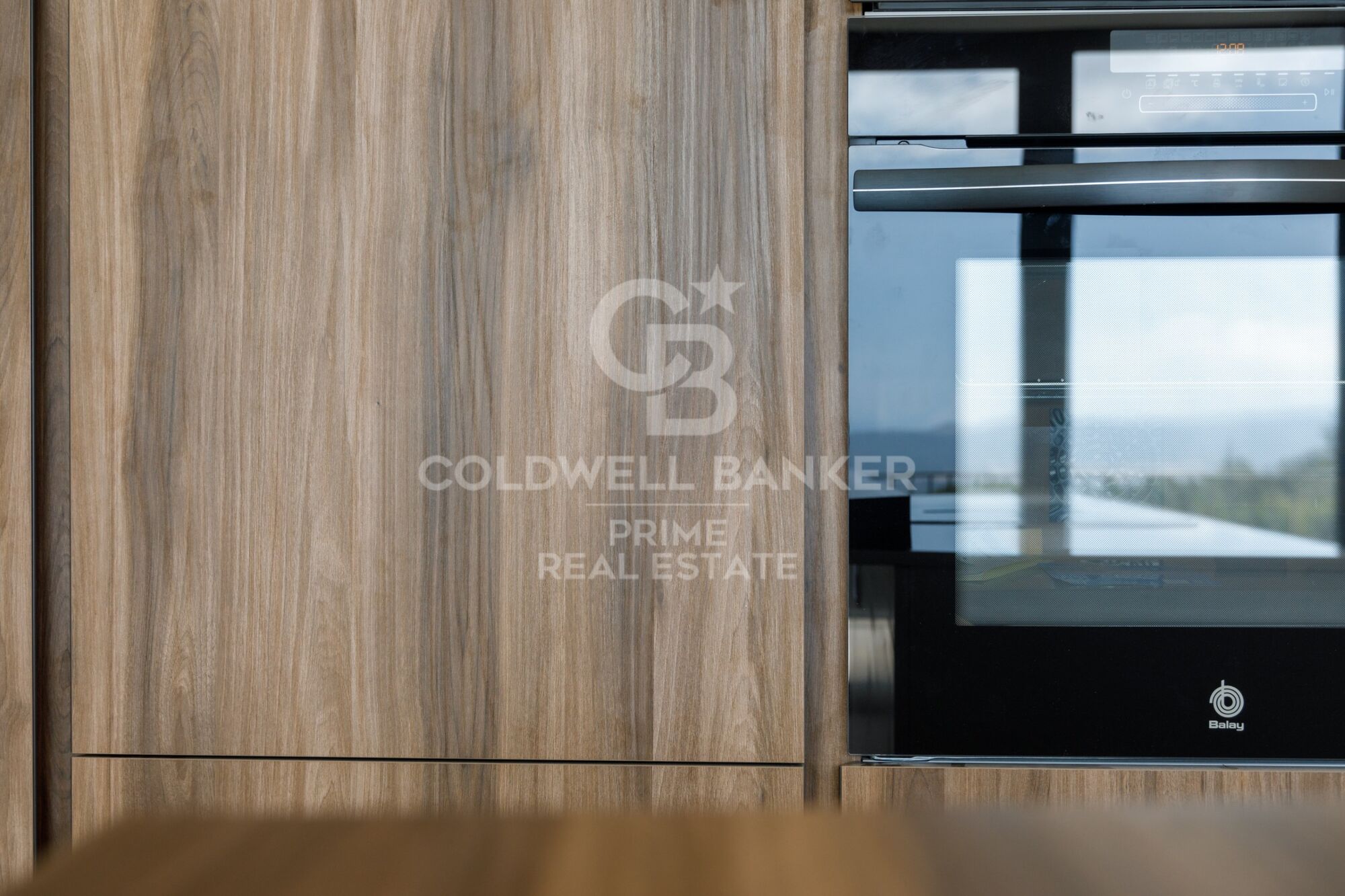 Exquisite Luxury and Comfort in a Single-Family Home for Sale in Residencial Begur