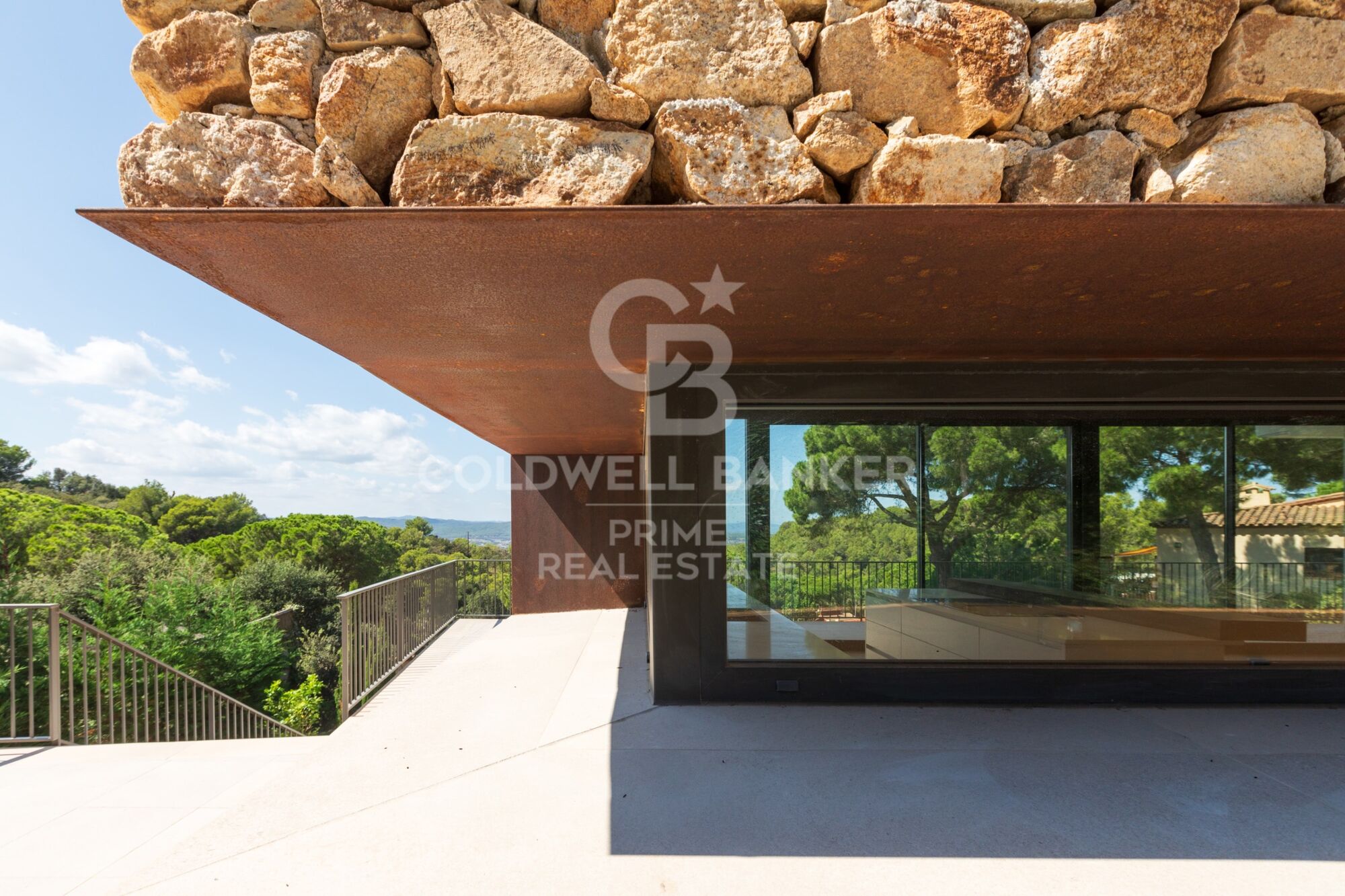 Exquise maison individuelle de luxe à vendre à Residencial Begur, offrant confort et élégance.