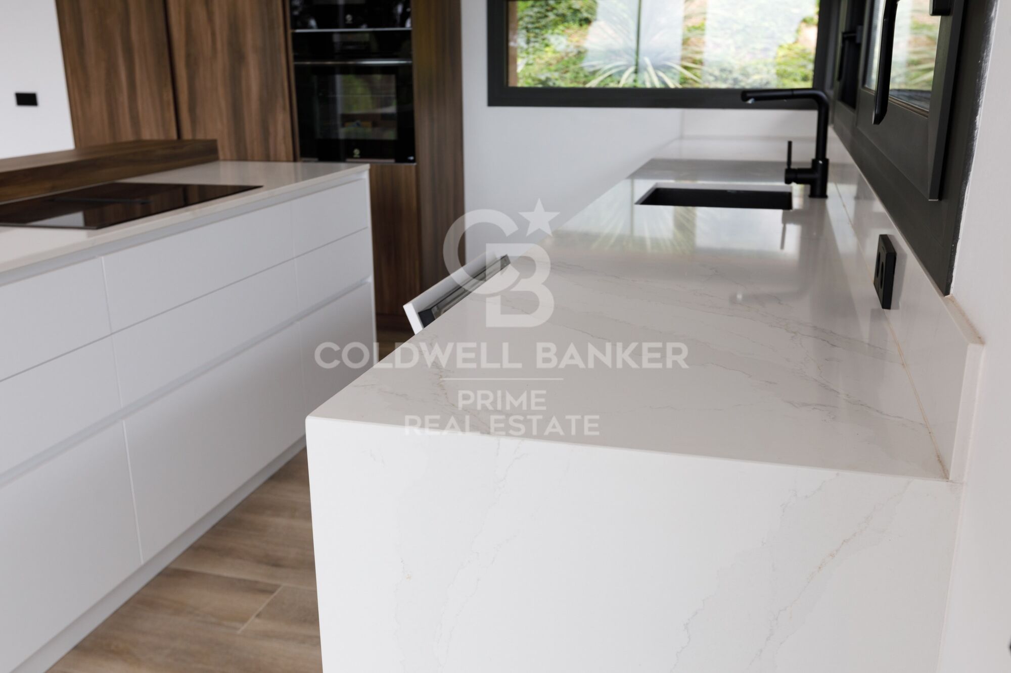 Exquisite Luxury and Comfort in a Single-Family Home for Sale in Residencial Begur