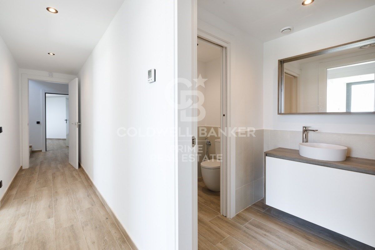 Exquise maison individuelle de luxe à vendre à Residencial Begur, offrant confort et élégance.