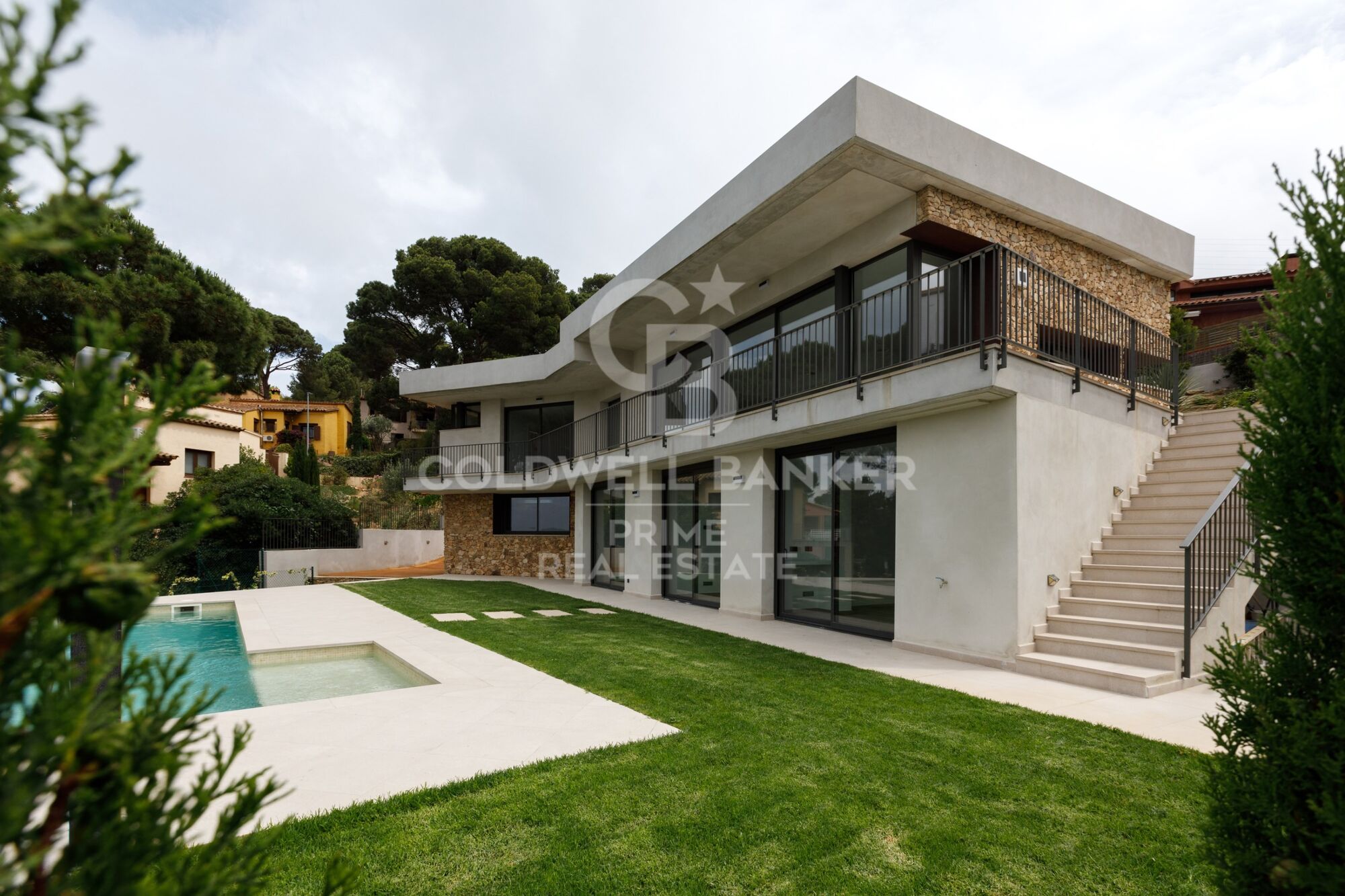 Exquise maison individuelle de luxe à vendre à Residencial Begur, offrant confort et élégance.