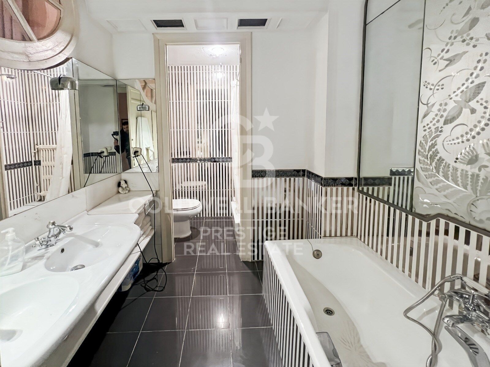 Exclusive Architectural Gem in Barcelona's Eixample's 'Golden Square'