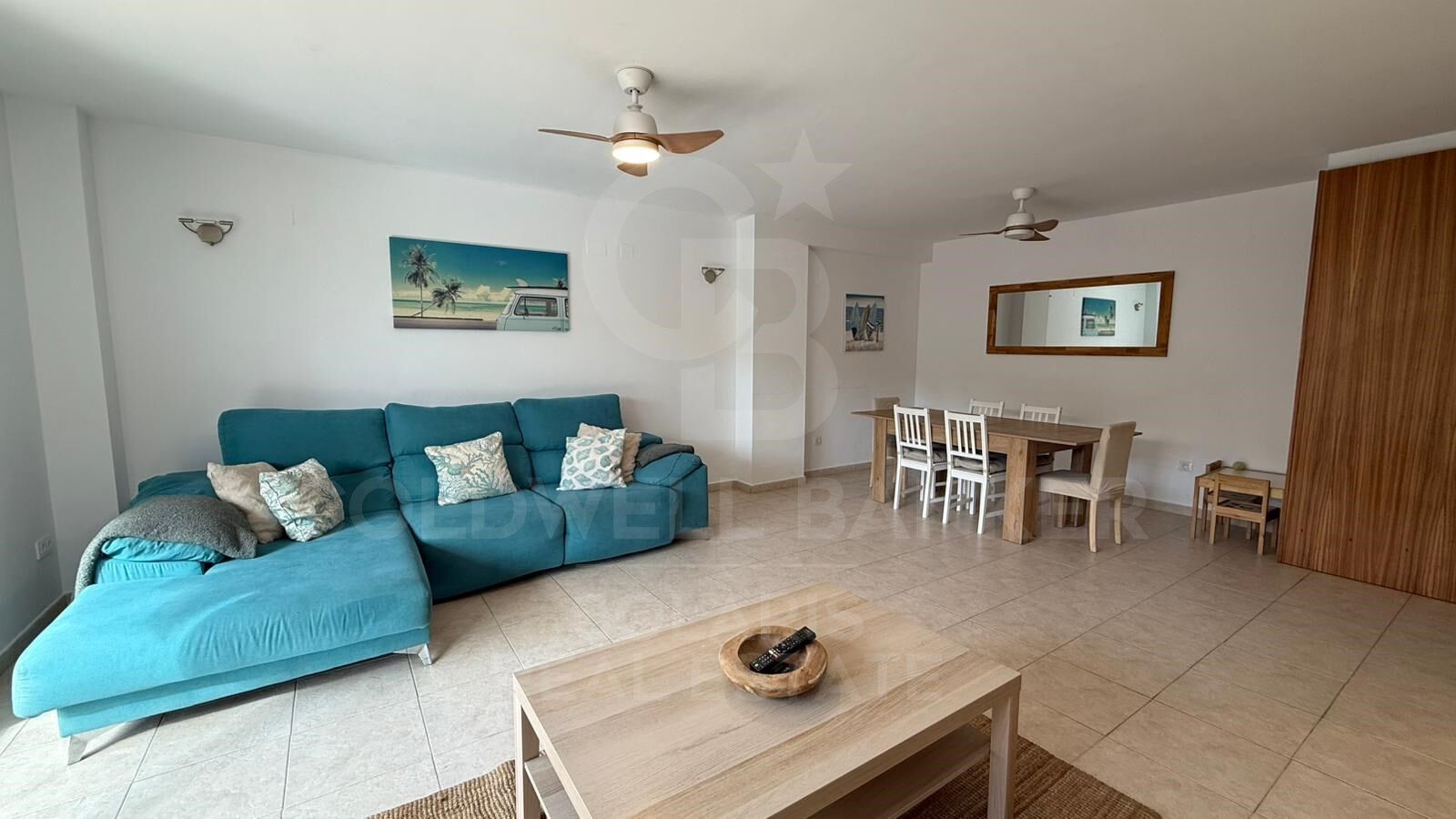EN EXCLUSIVA MARAVILLOSO DUPLEX EN VENTA A TAN SOLO 200 METROS DE LA PLAYA DEL ARENAL.