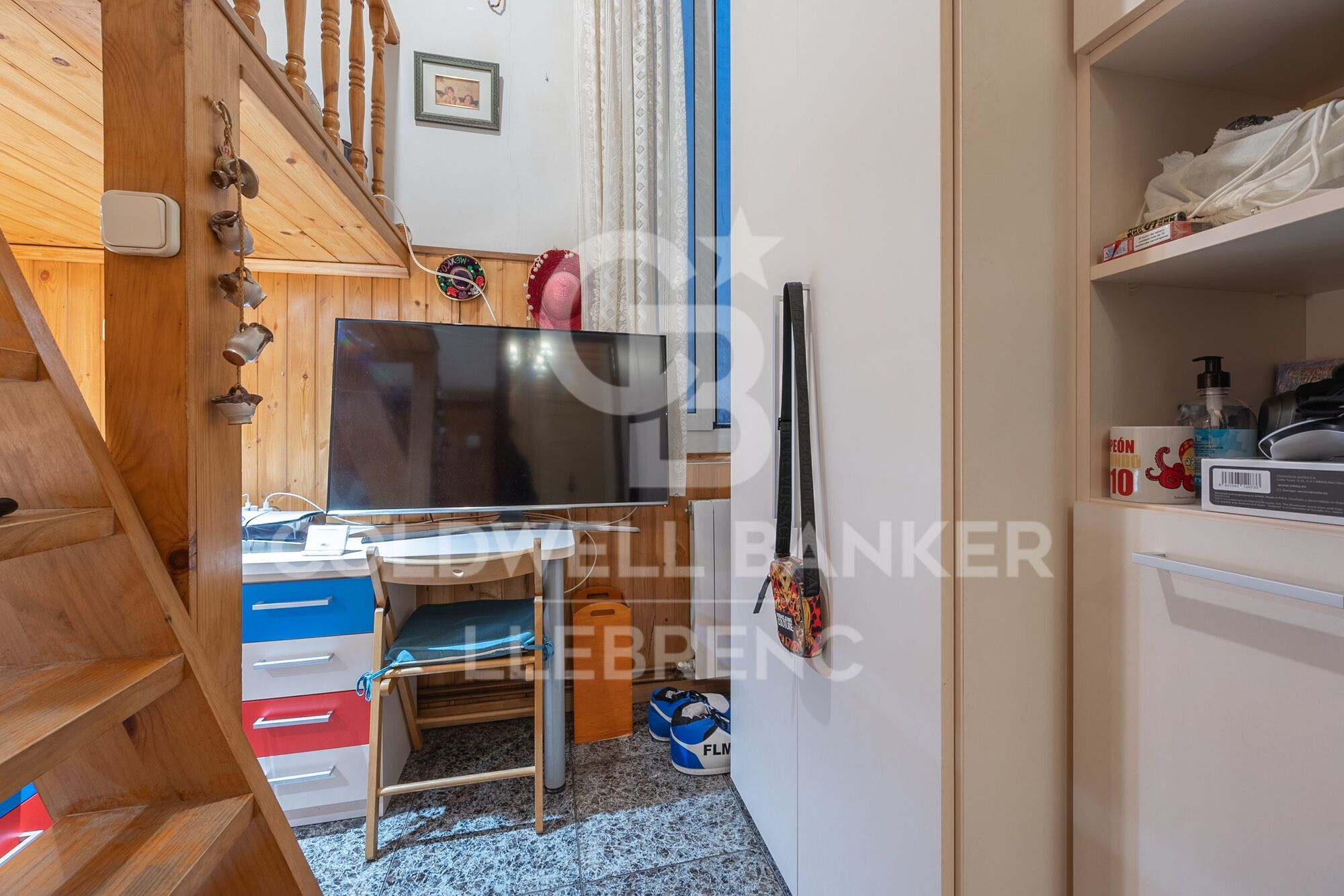 Apartment for Sale in Calle Valencia / Passeig Sant Joan - Prime Location with Stunning Views