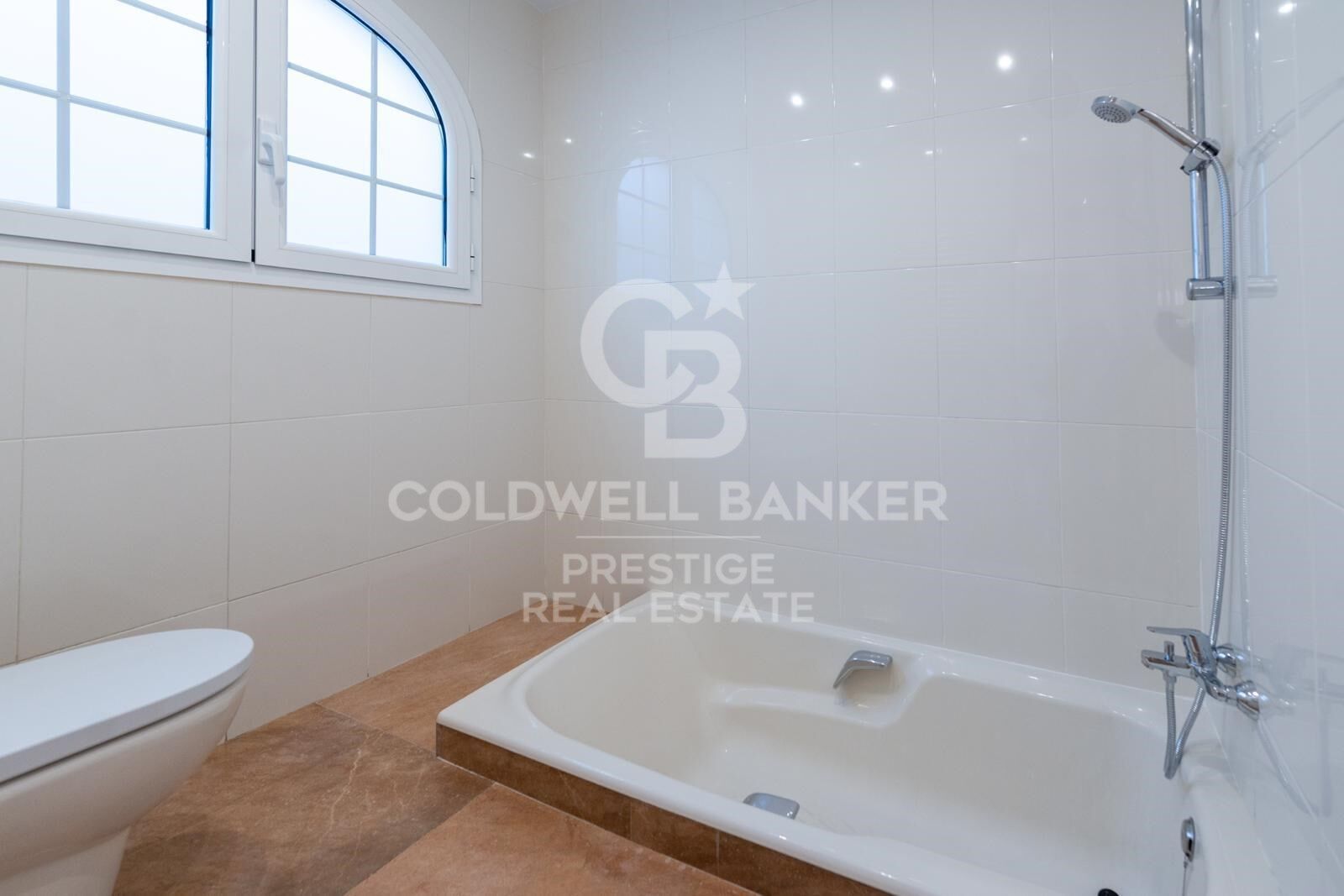 Renovated penthouse in Vallcarca