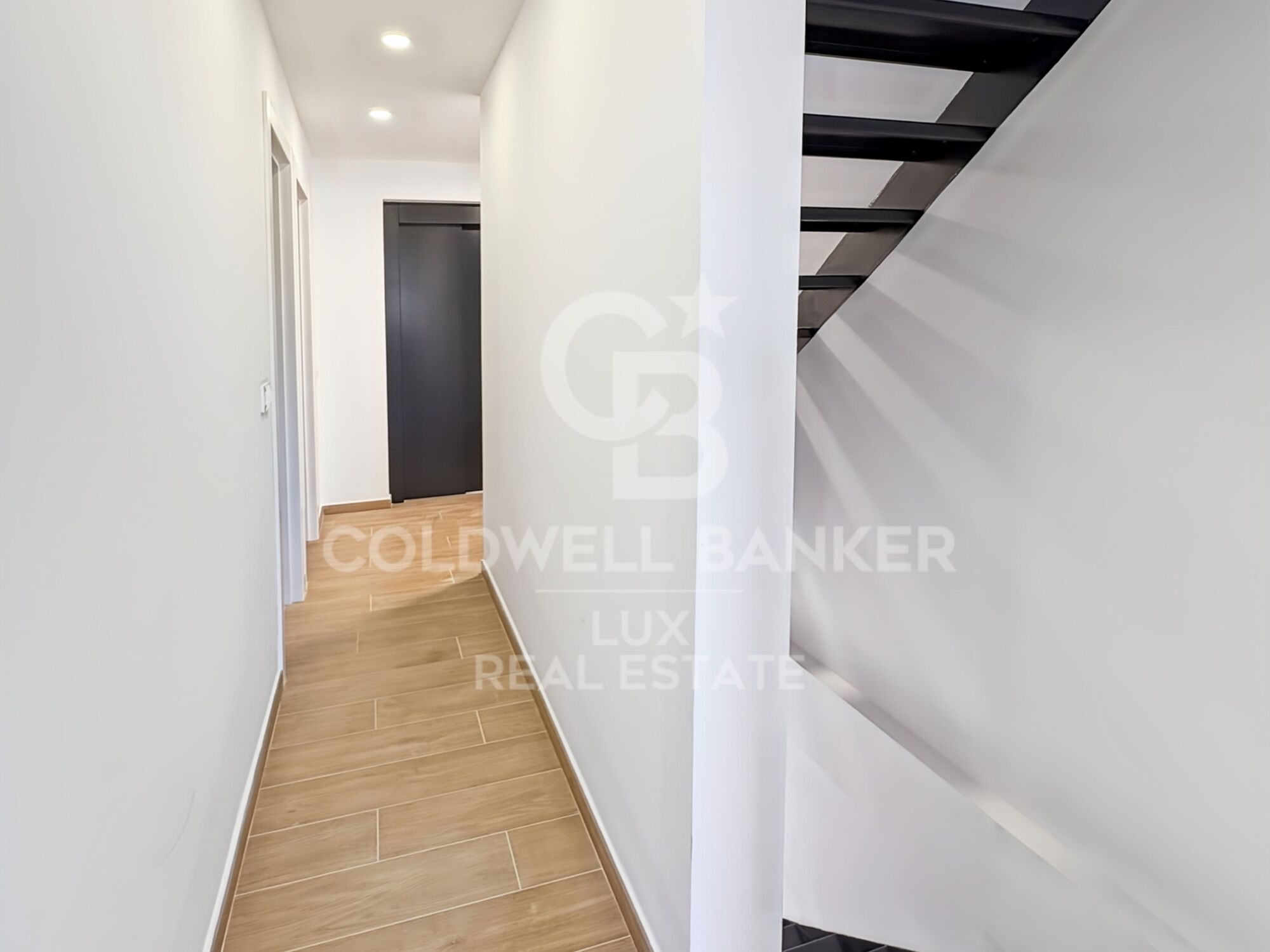 Renovated house with mooring and garage in Empuriabrava