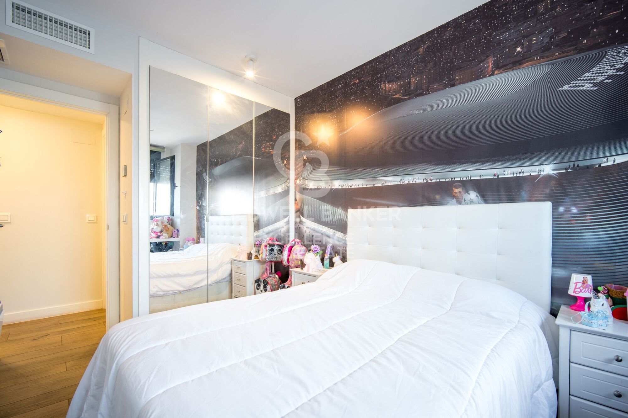 Magnifico piso con terraza de 40m2, urbanización con piscina, parking y vista panorámica