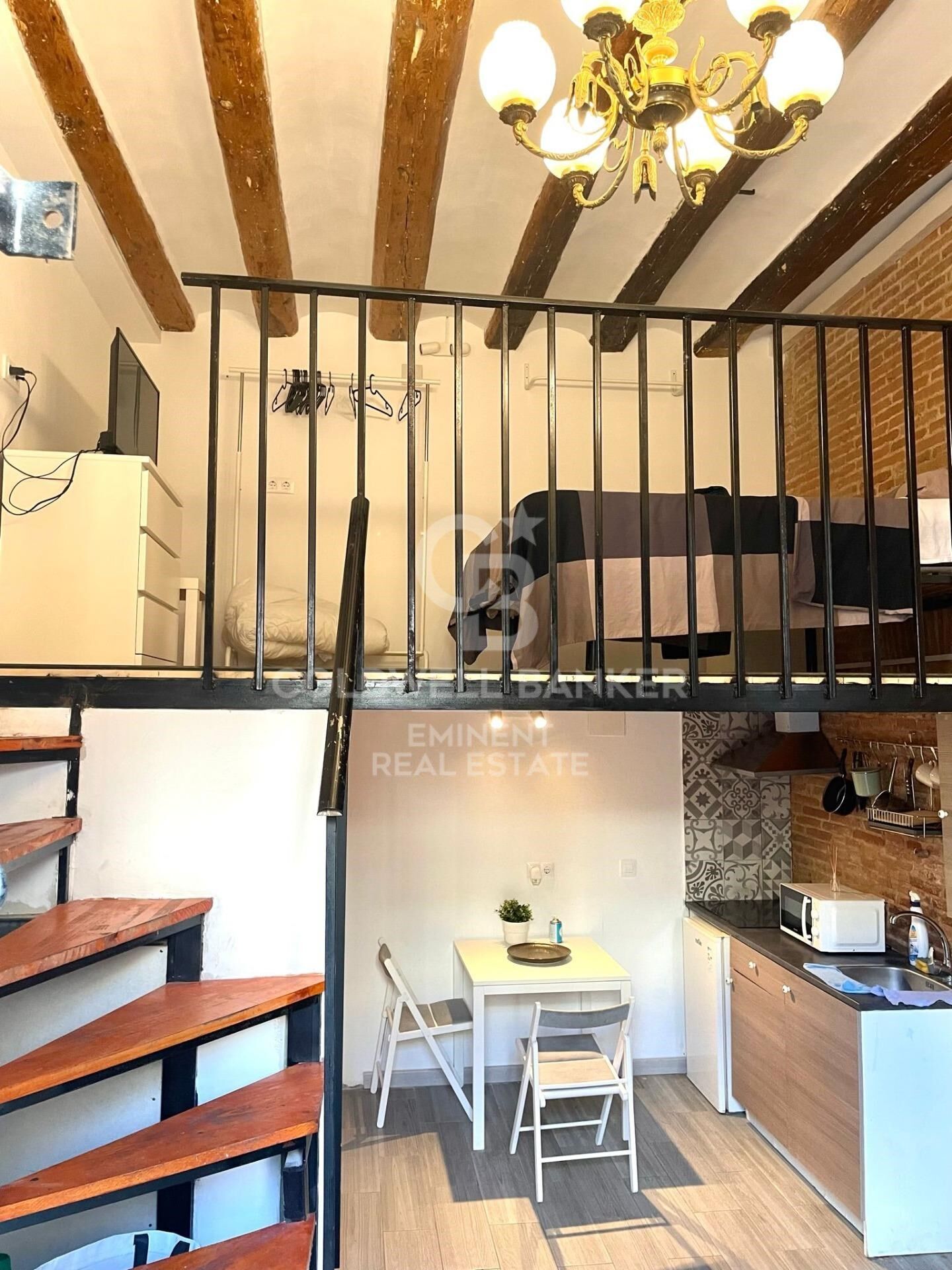 Lote 9 Apartamentos Loft Reformados en el Raval, Barcelona.