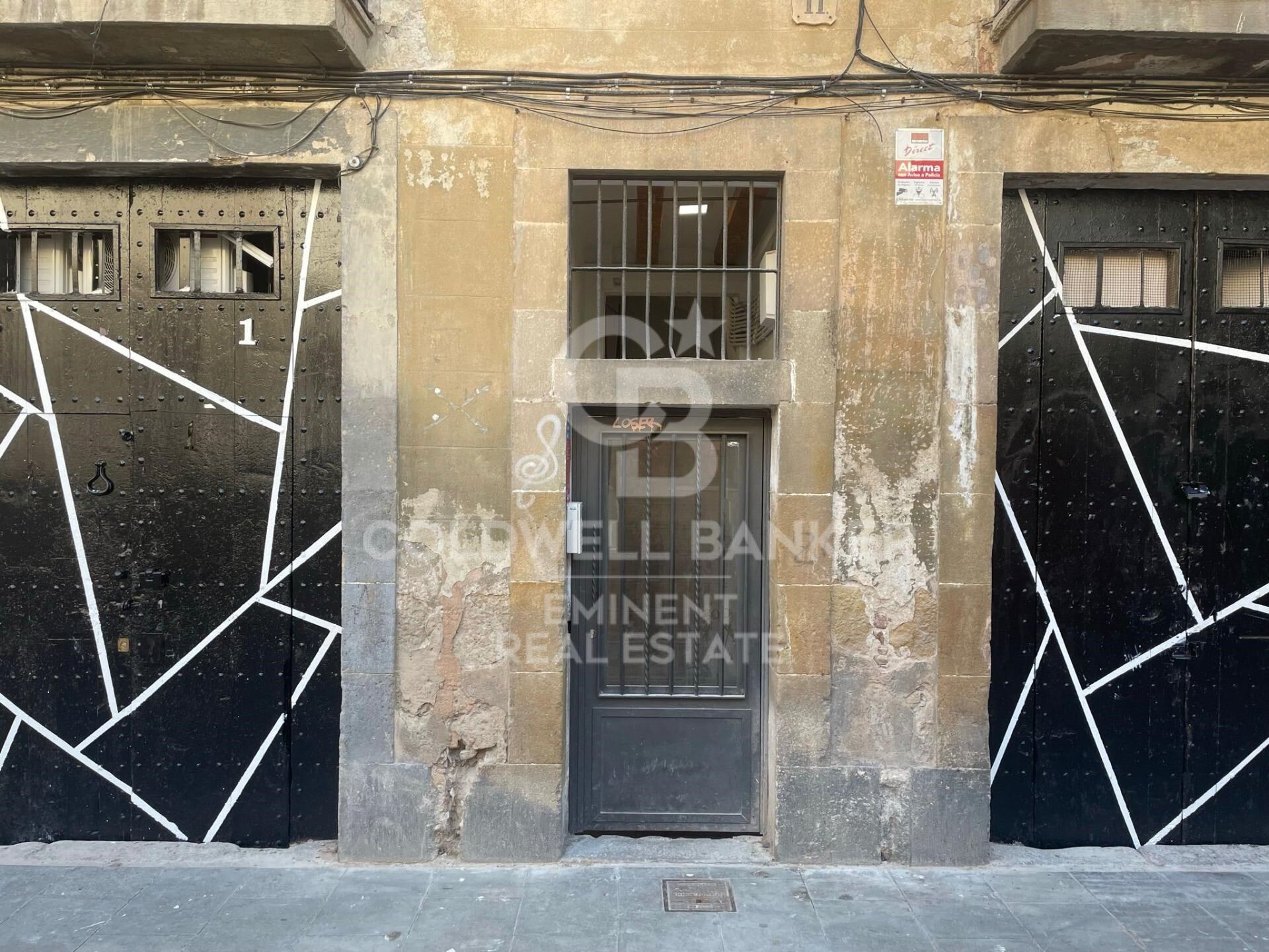 Paket mit 9 Renovierten Loft-Apartments im Raval, Barcelona.