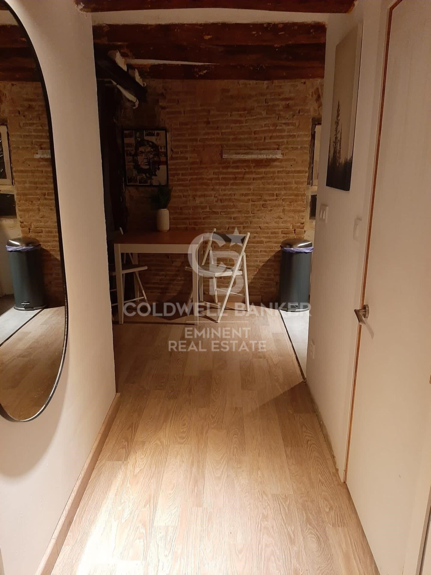Lot of 9 Renovated Loft Apartments in El Raval, Barcelona.