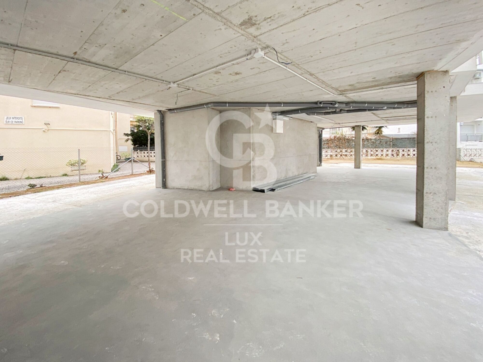 Duplex in new property in Sta. Margarita, Roses