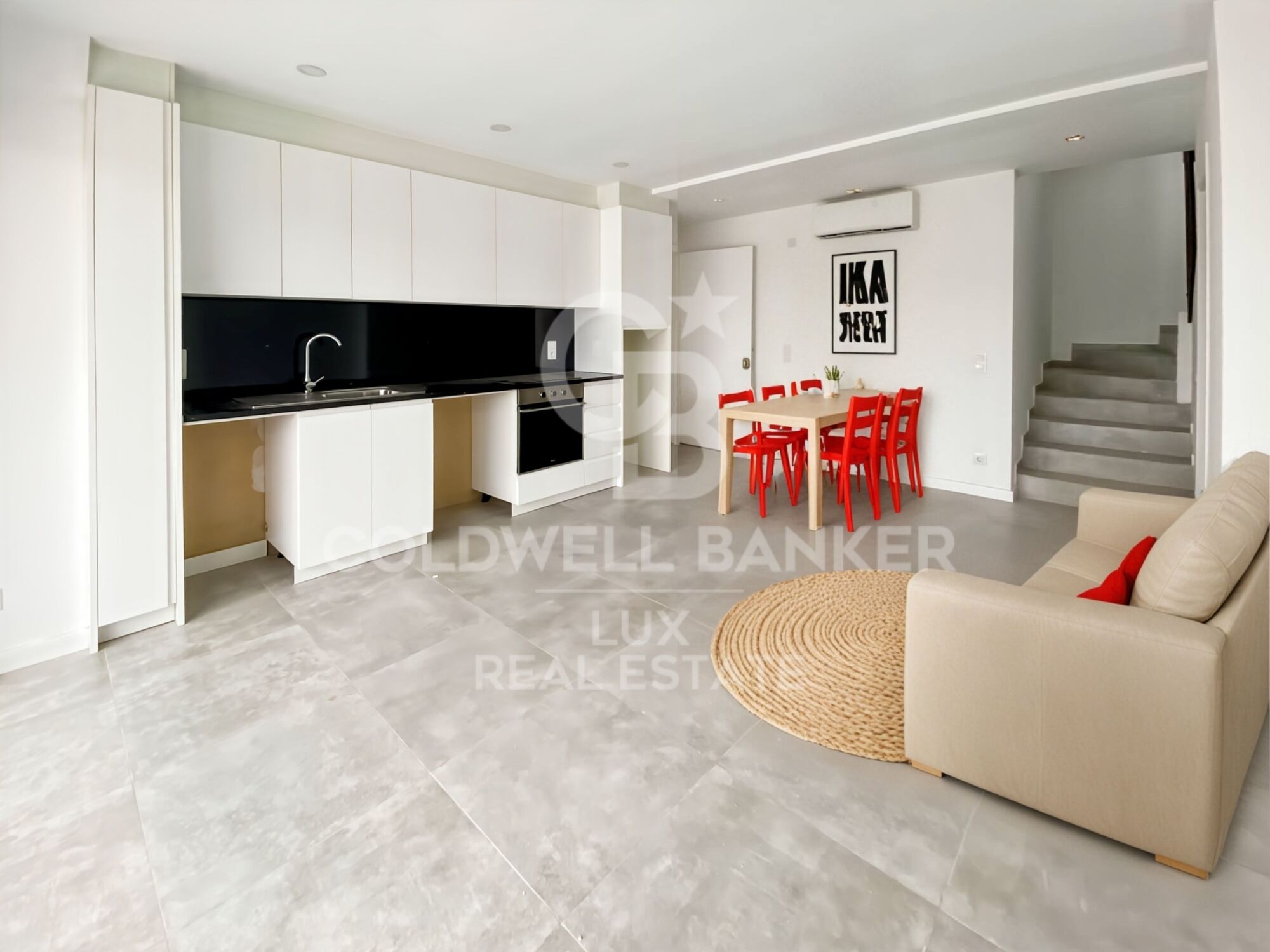 Duplex in new property in Sta. Margarita, Roses