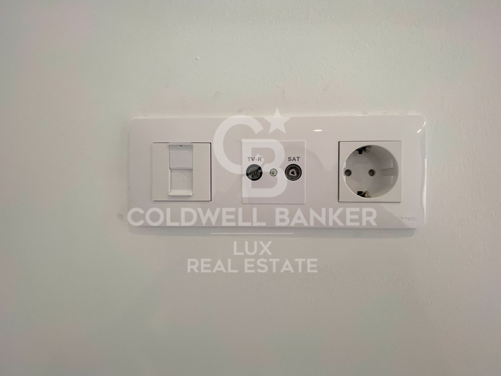 Dúplex en inmueble nuevo en Sta. Margarita, Roses