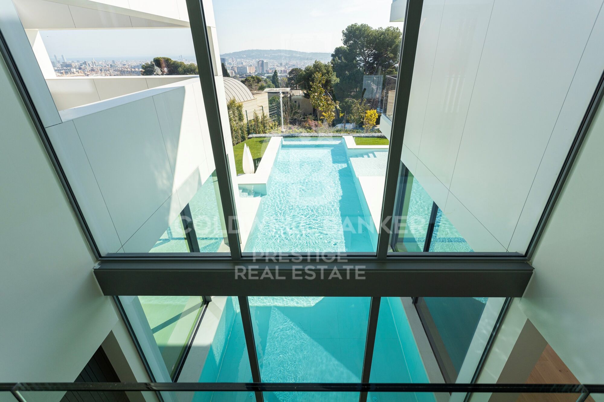EXKLUSIVE LUXUSRESIDENZ IN PEDRALBES, BARCELONA