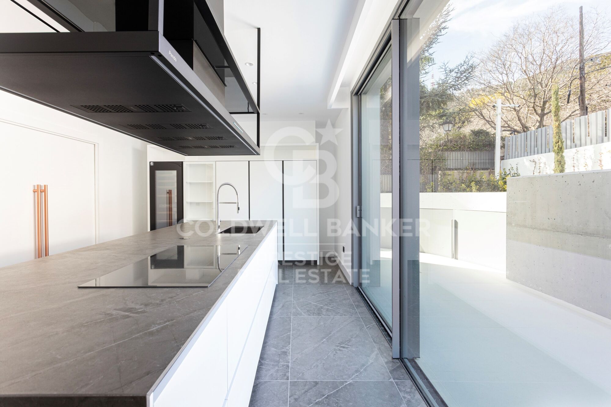 EXKLUSIVE LUXUSRESIDENZ IN PEDRALBES, BARCELONA