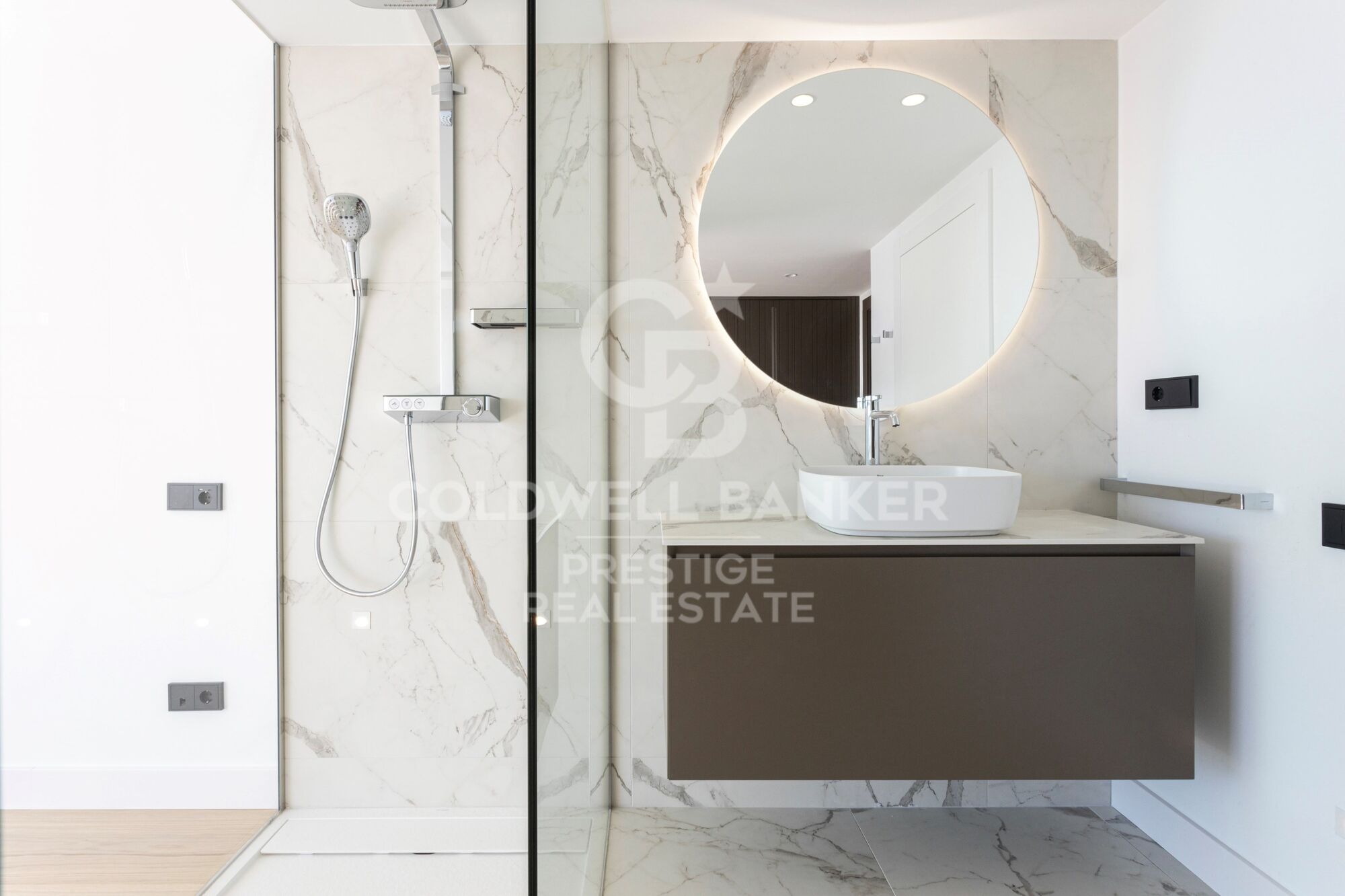 EXKLUSIVE LUXUSRESIDENZ IN PEDRALBES, BARCELONA