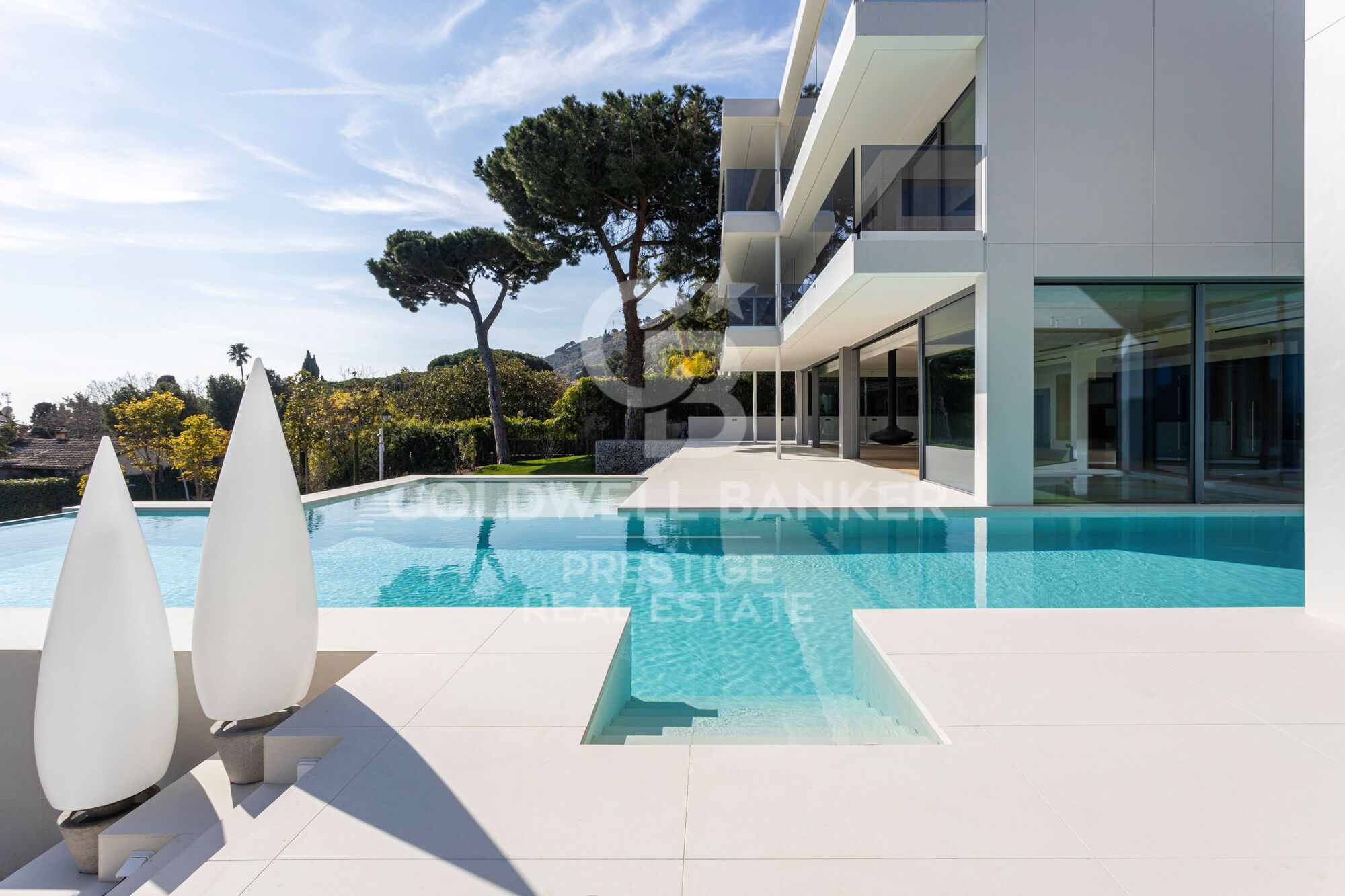 EXKLUSIVE LUXUSRESIDENZ IN PEDRALBES, BARCELONA