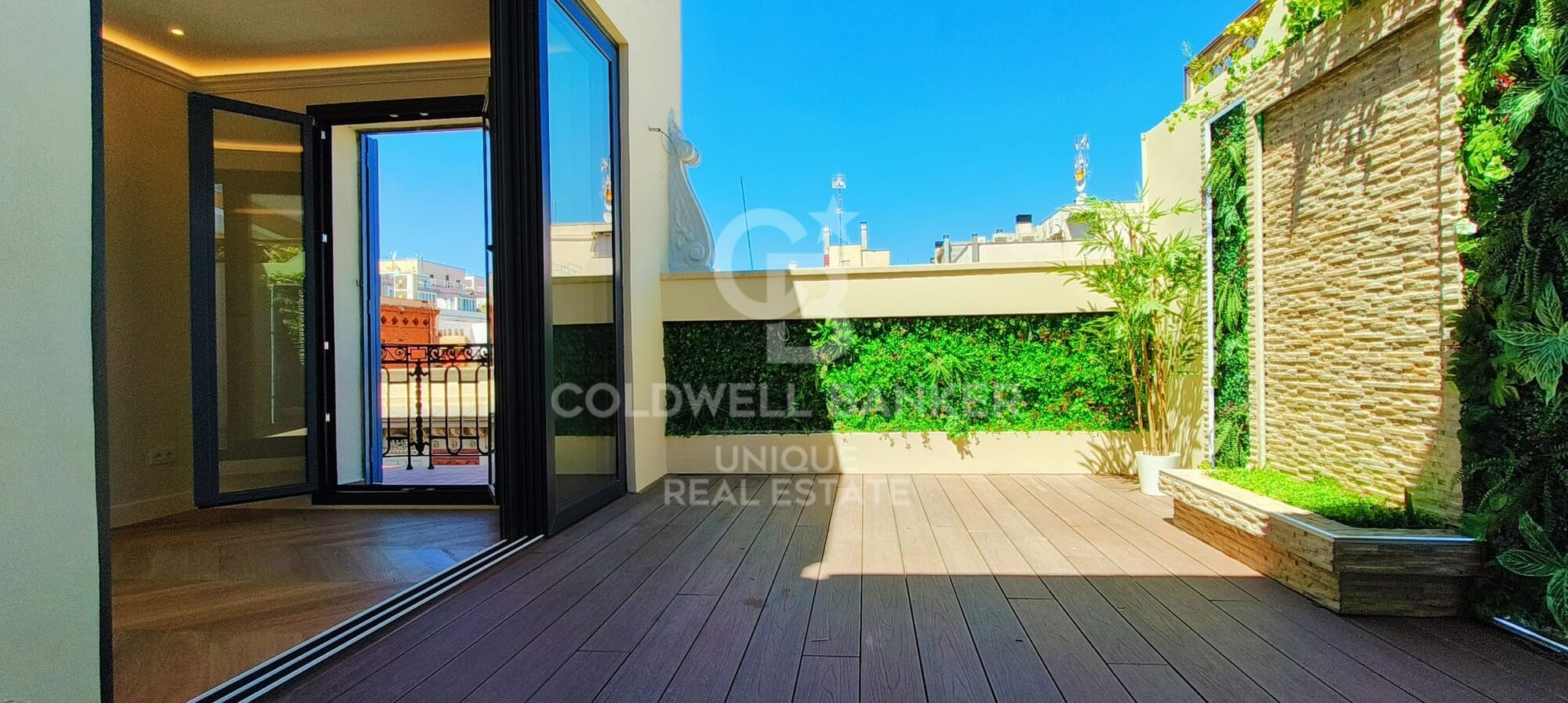 Ático con terraza en venta en Recoletos