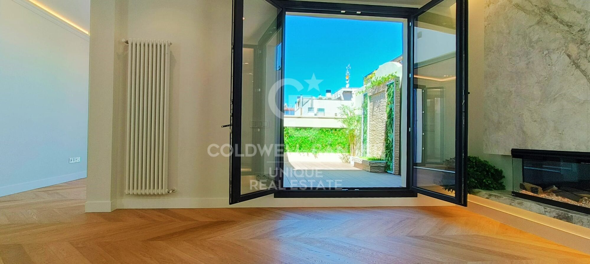 Ático con terraza en venta en Recoletos