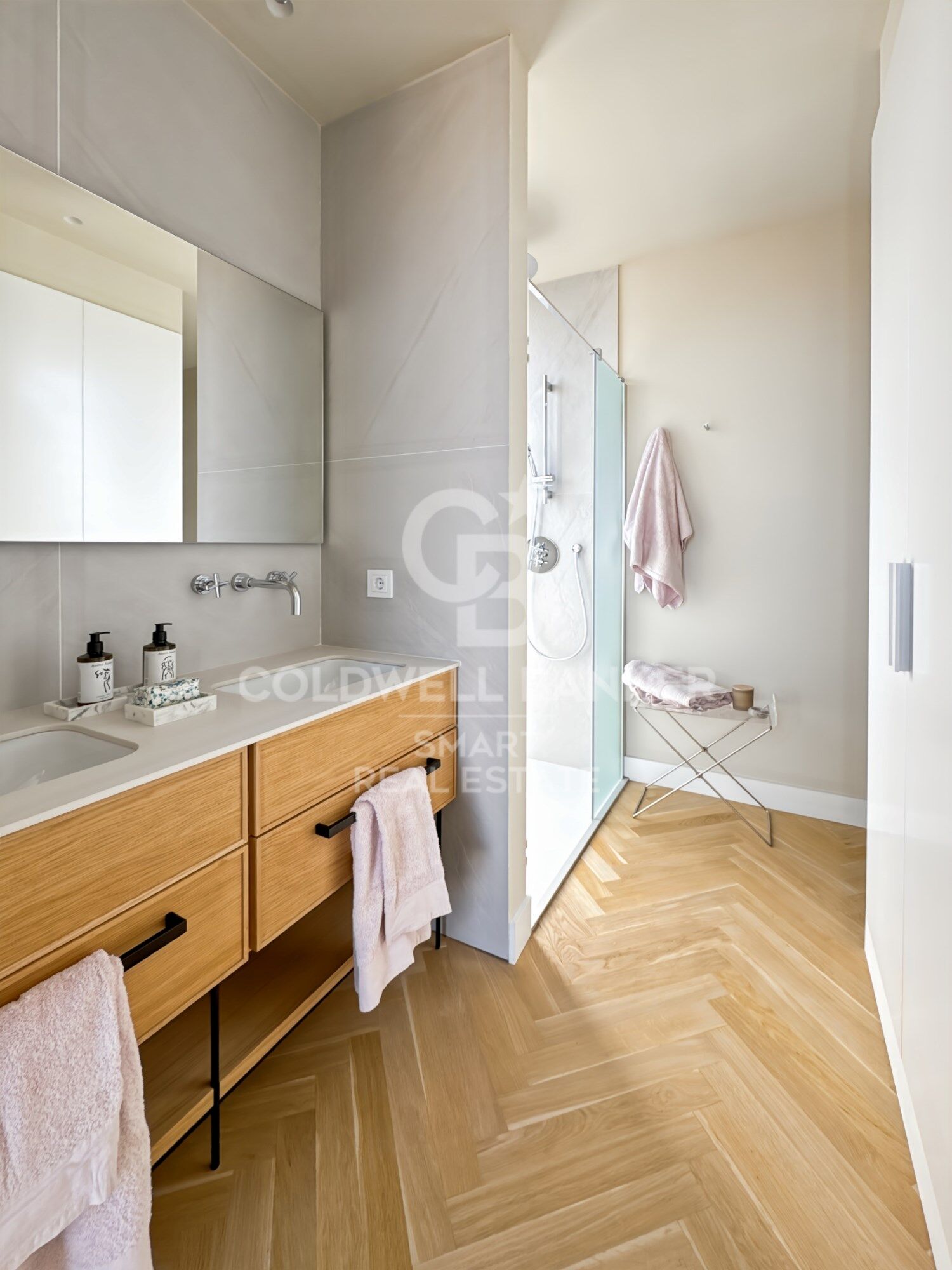 Neue Urbanisation Paraíso, Oleiros