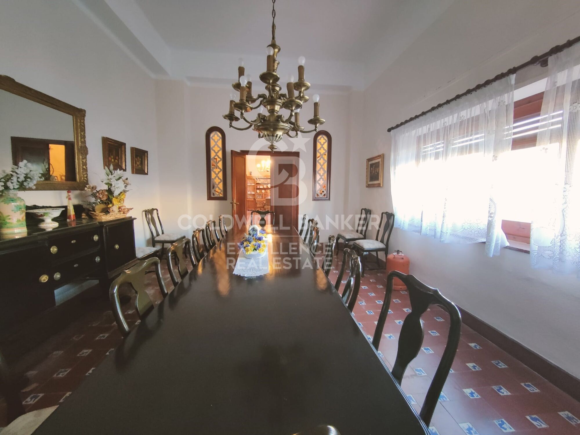 Beeindruckendes Haus in Montanejos zur Renovierung - Ideal für ein Hotelprojekt