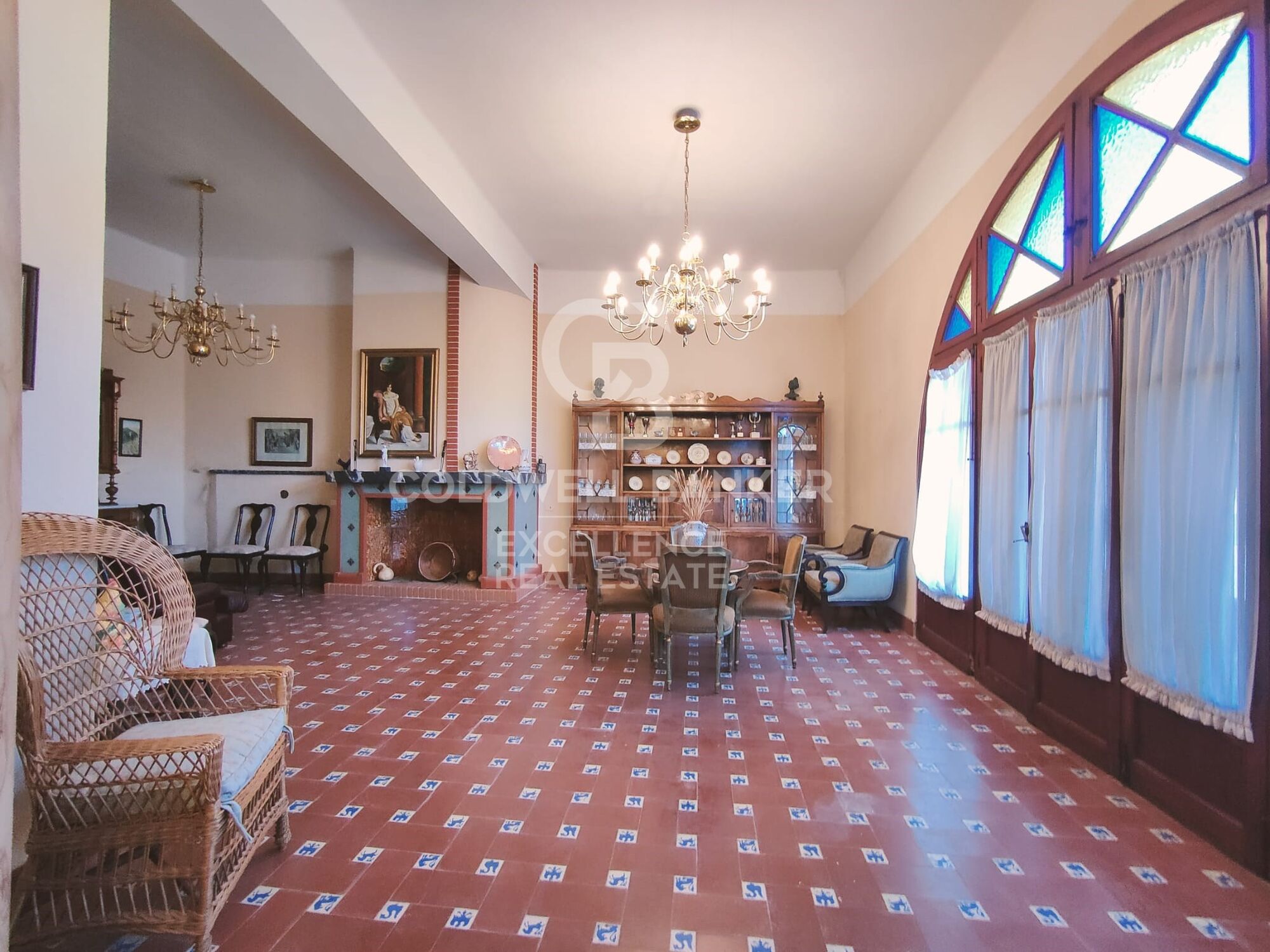 Stunning mansion in montanejos with great hotel potential and panoramic terrace.