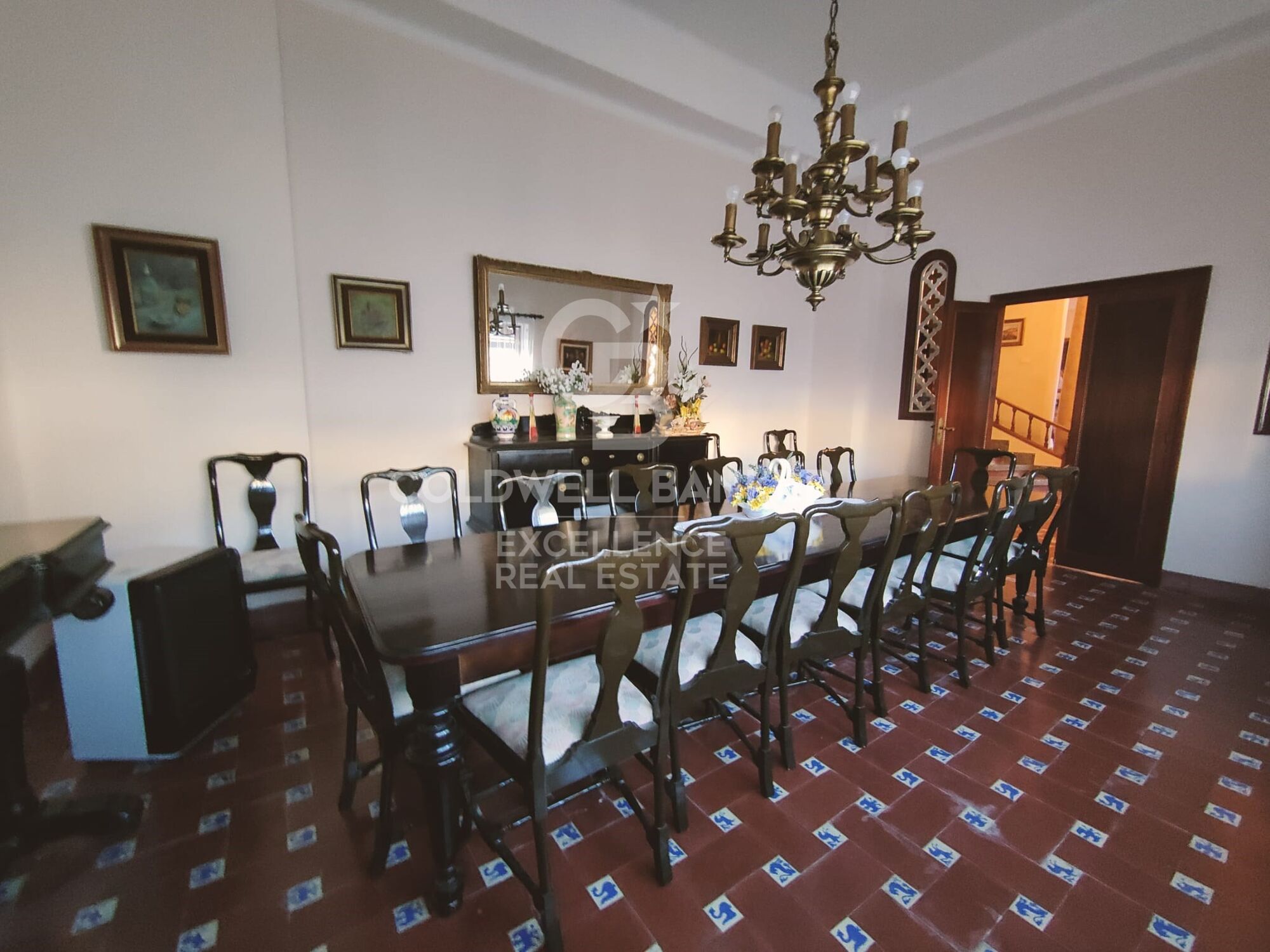 Beeindruckendes herrenhaus in montanejos mit grossem hotelpotenzial und panoramaterrasse.