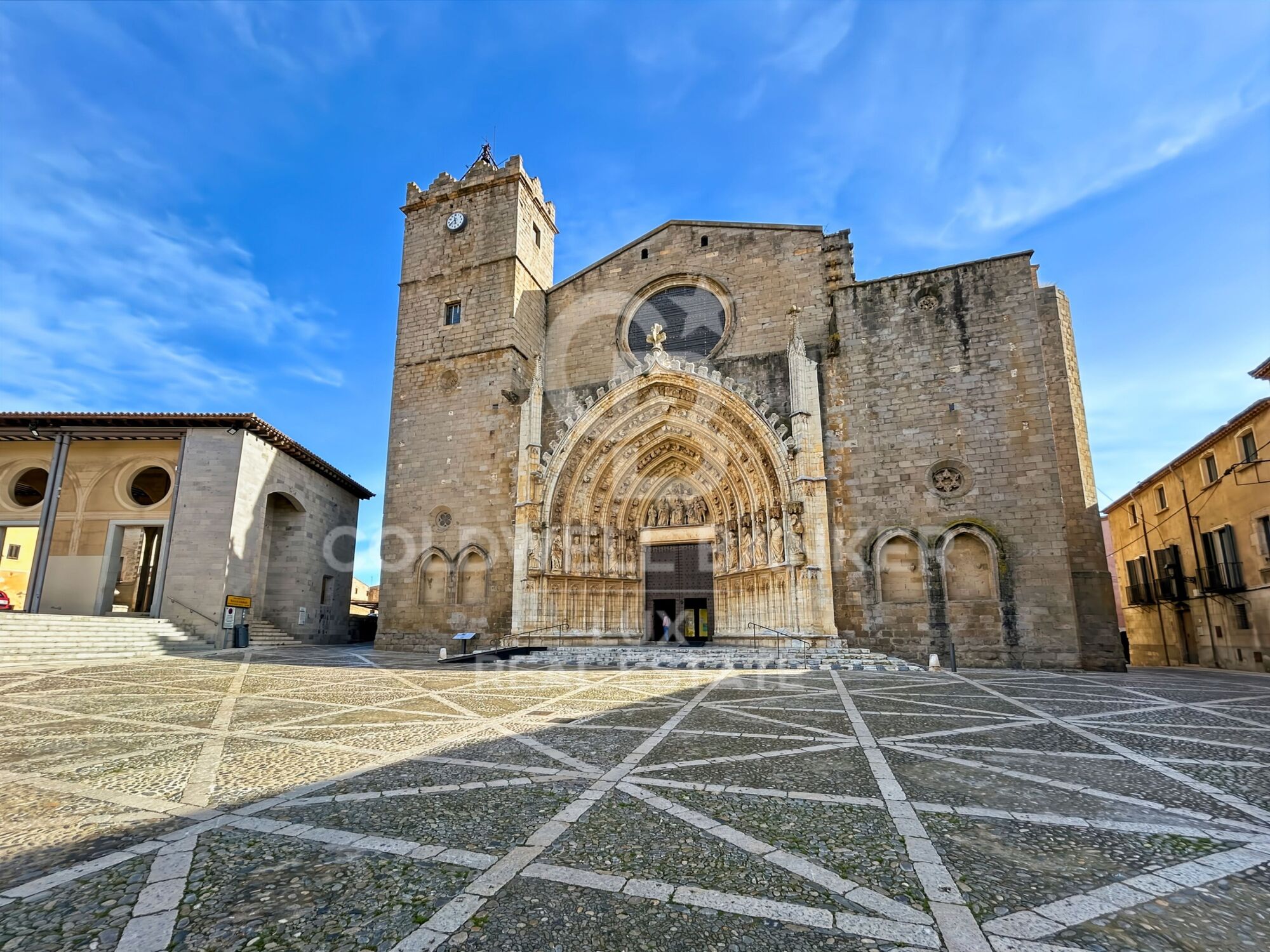 Elegantes Haus aus dem achtzehnten Jahrhundert zum Verkauf in Castelló d'Empúries, Costa Brava