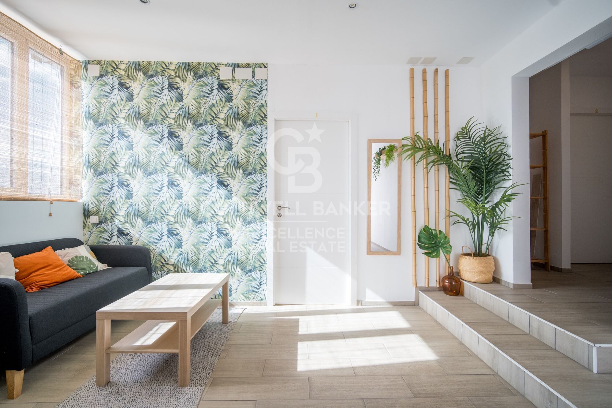 Tourist hostel with tourist license and 10% roi in Valencia.