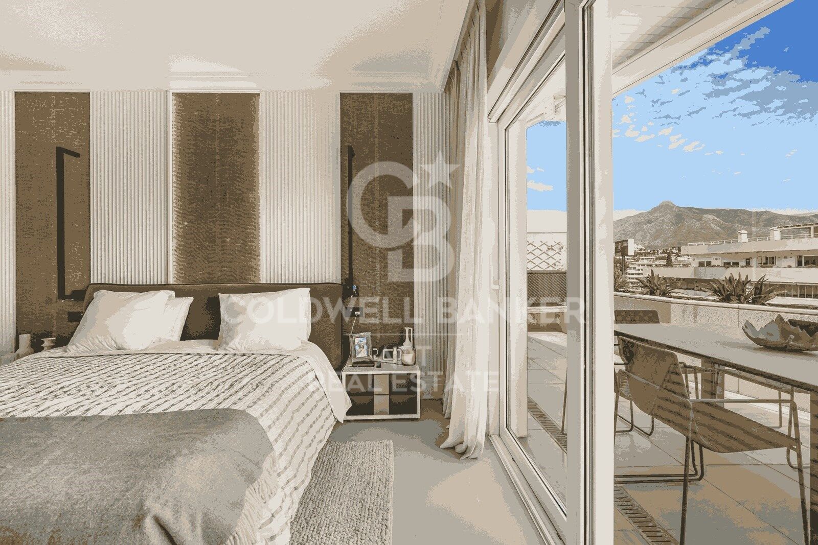 Superbe penthouse à Puerto Banús