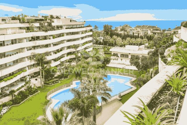 Stunning penthouse in Puerto Banus