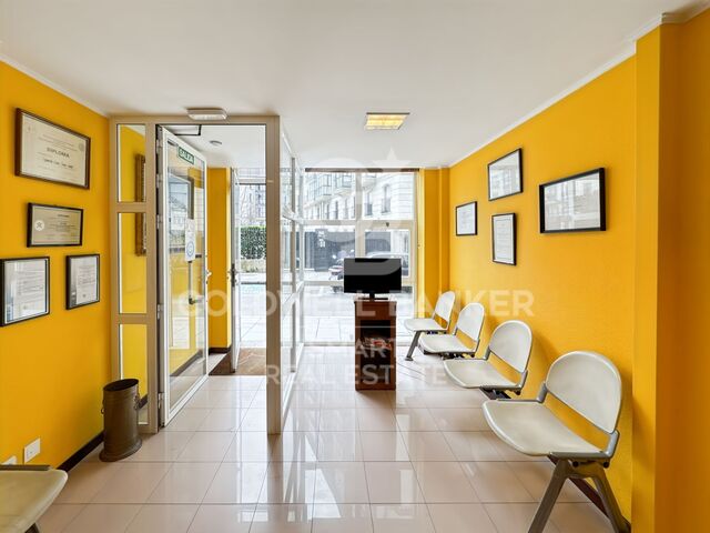 Commercial Sale A Coruña