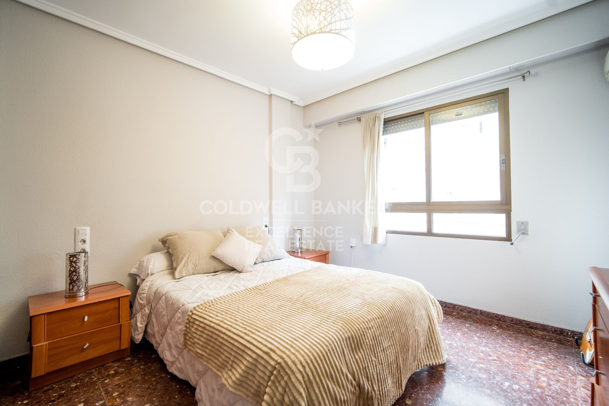 Property Next to the Turia Gardens - 110 m² with Balcony and 4 Bedrooms