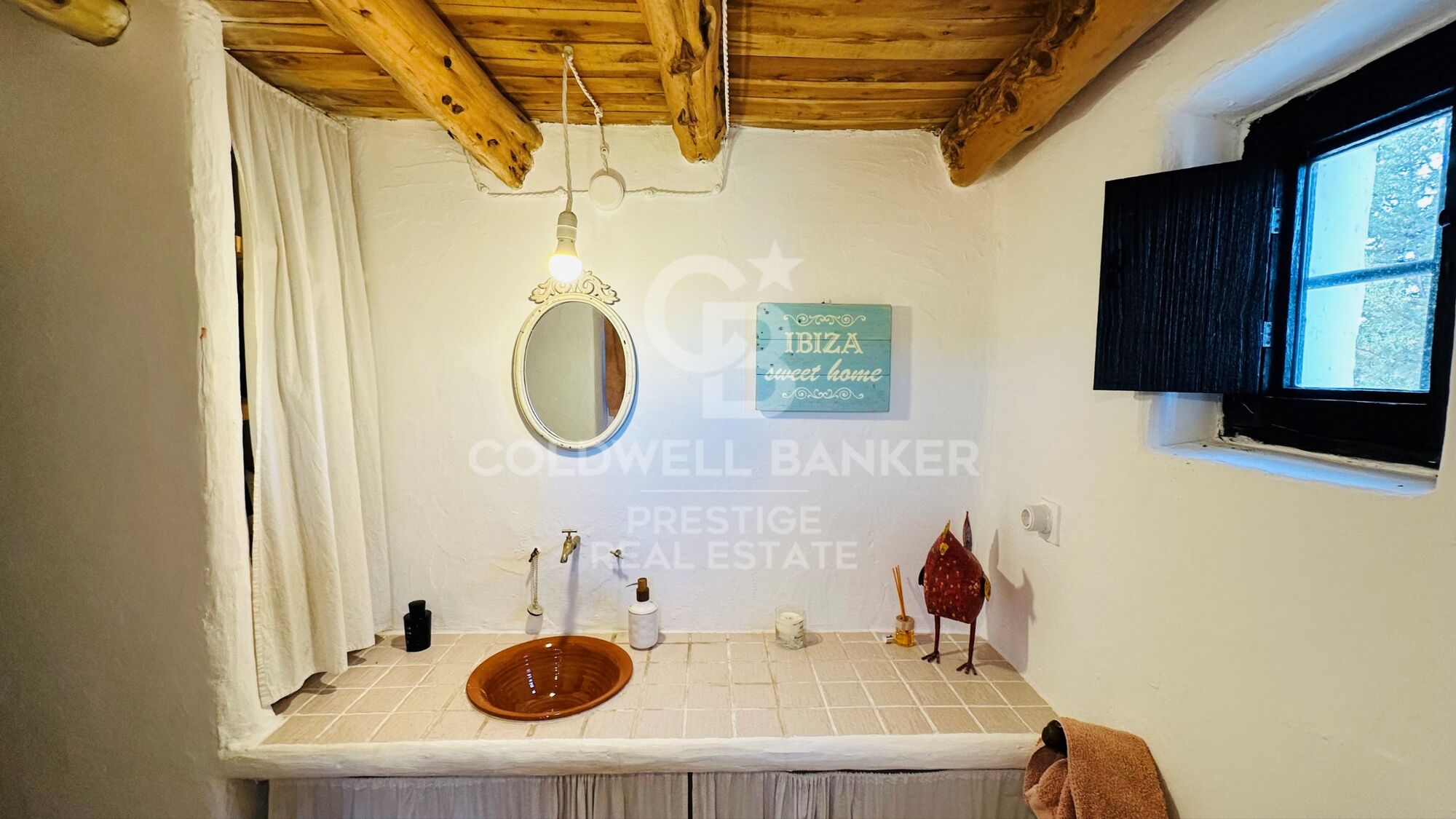 Exclusive and unique traditional estate in authentic Ibiza